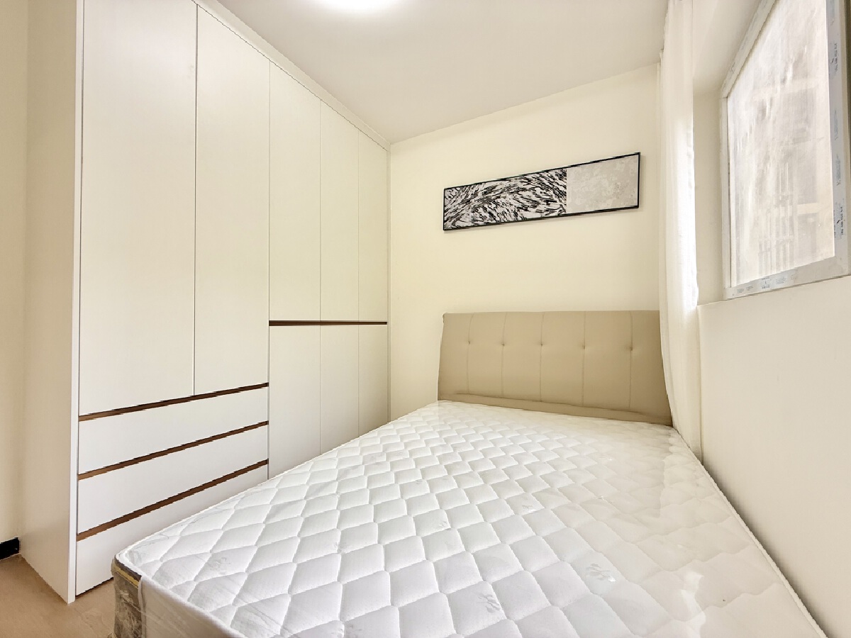 长虹虹色嘉苑，3室2厅1卫，74.52㎡，精装，售价49.80万 二手房